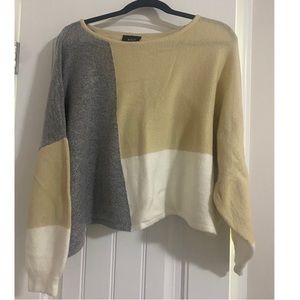 Vici Collection - Color-block balloon sleeve sweater - Small - Worn Once